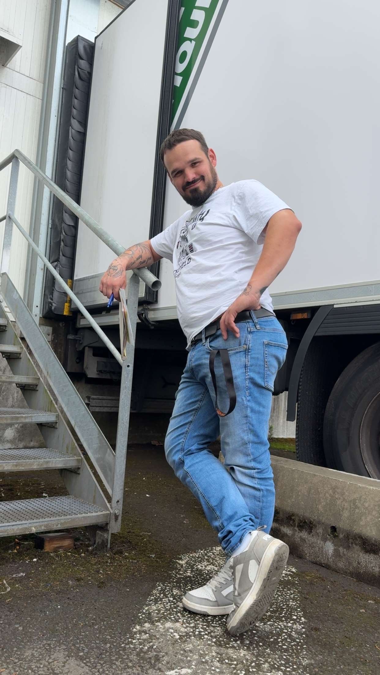 Alexey, 36 ans, Gindou